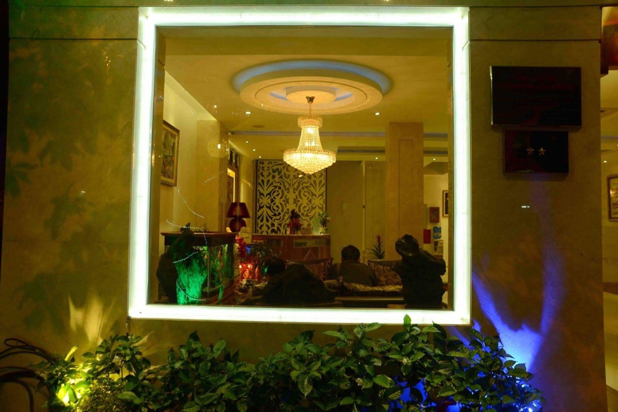 Red Diamond Hotel Da Nang Zewnętrze zdjęcie