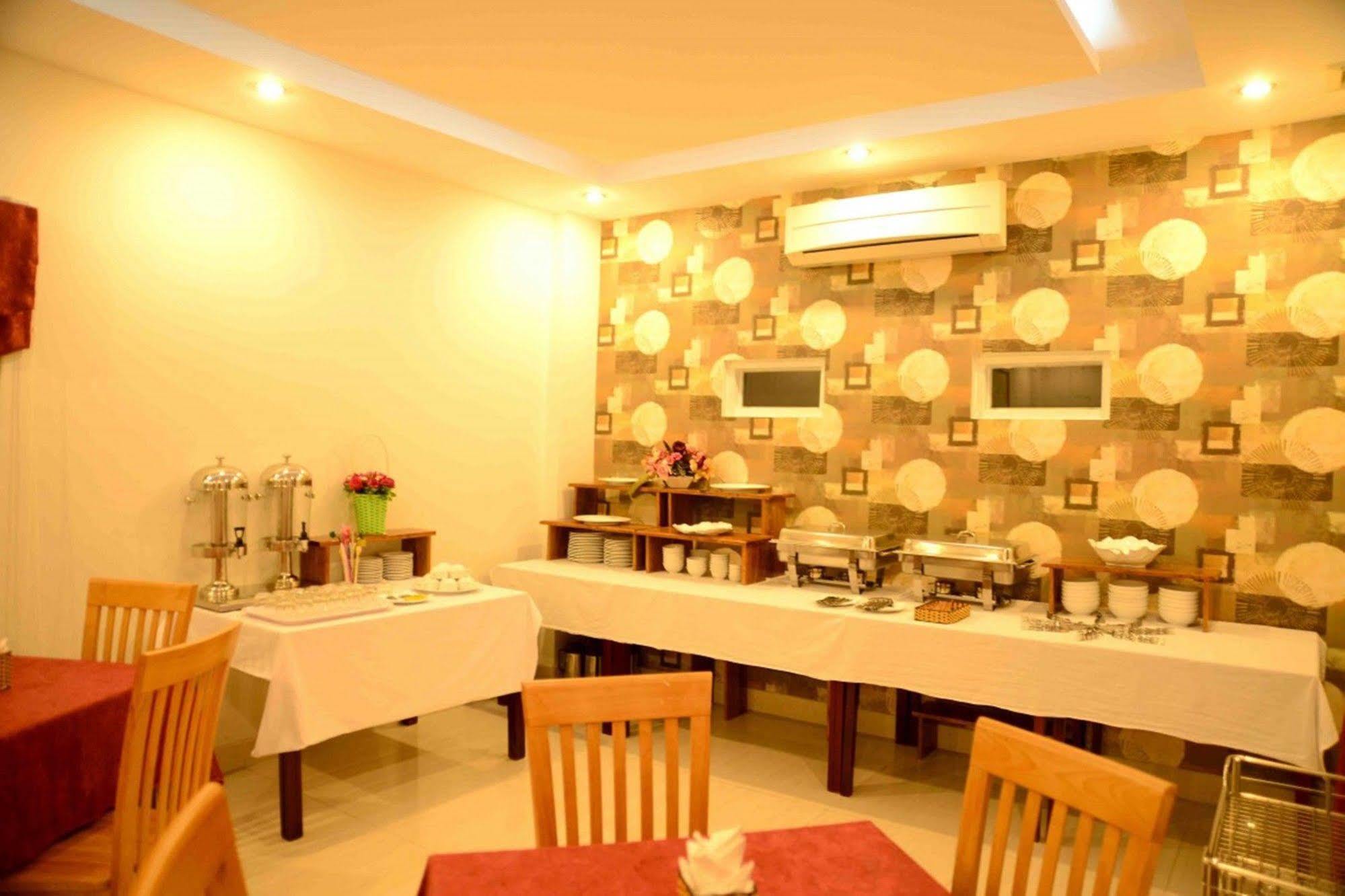 Red Diamond Hotel Da Nang Zewnętrze zdjęcie